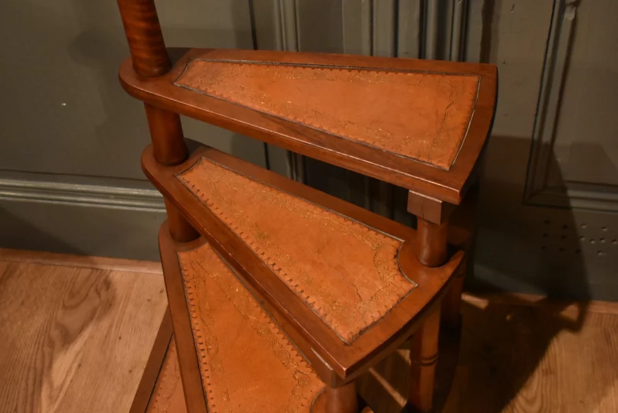 Escabeau de bibliothèque