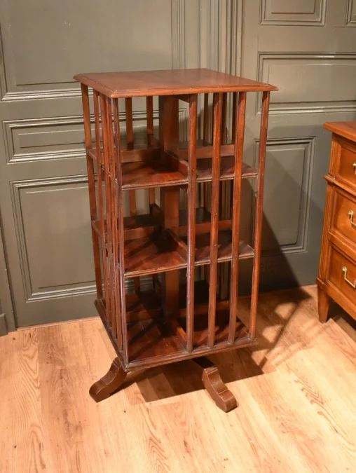 Bibliothèque tournante