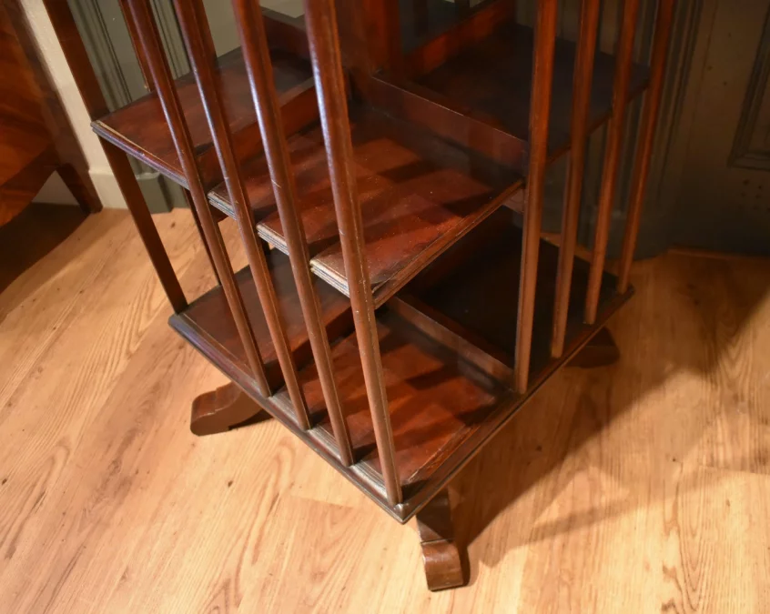 Bibliothèque tournante