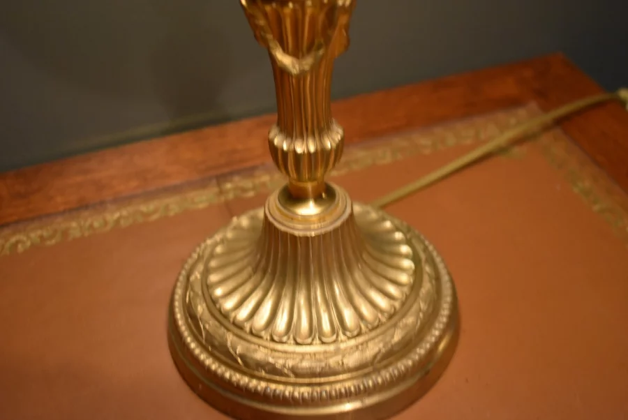 Lampe en bronze doré