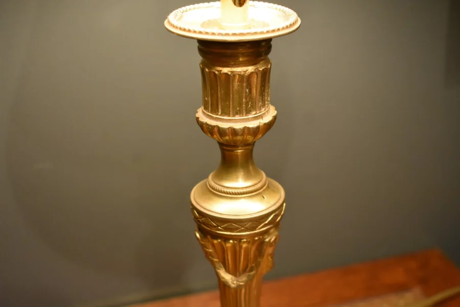 Lampe en bronze doré