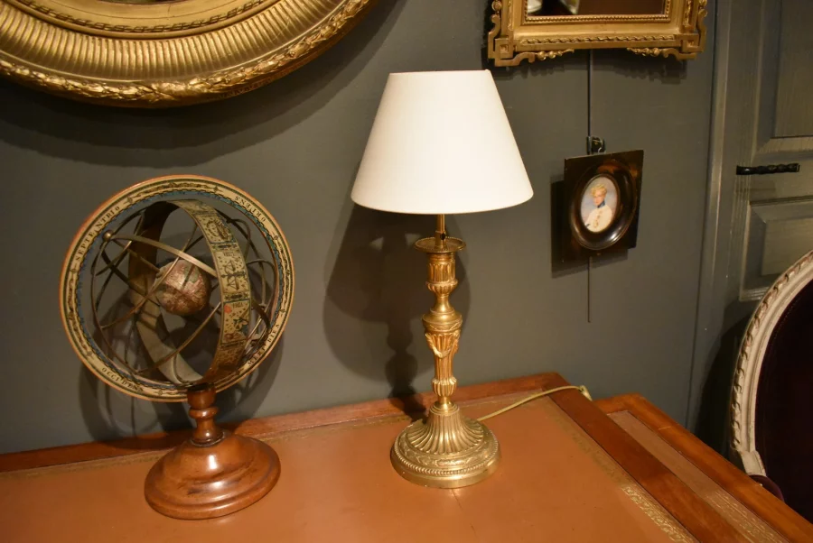 Lampe en bronze doré