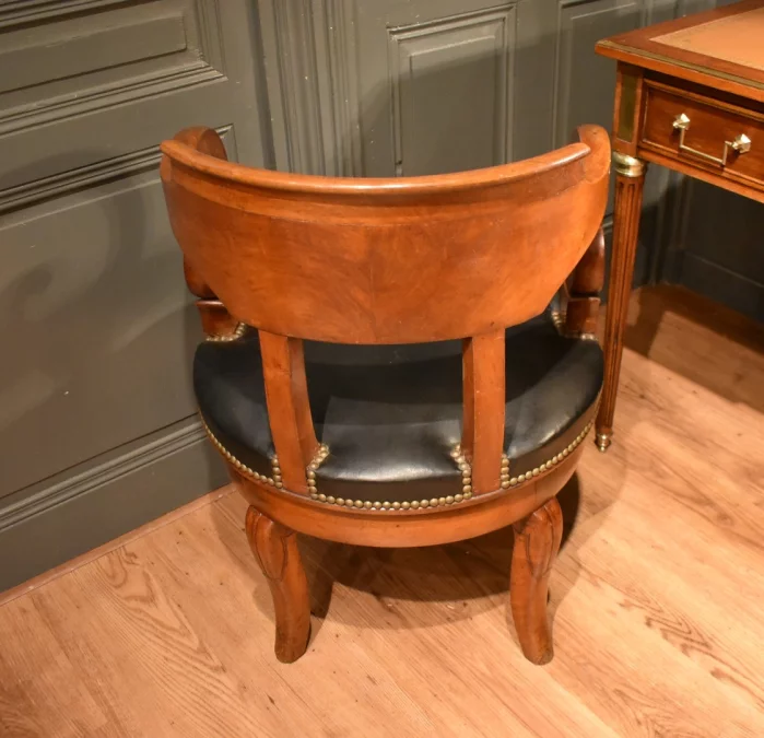 Fauteuil de bureau tournant en noyer