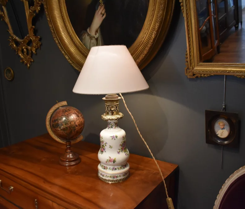 Lampe en porcelaine et bronze