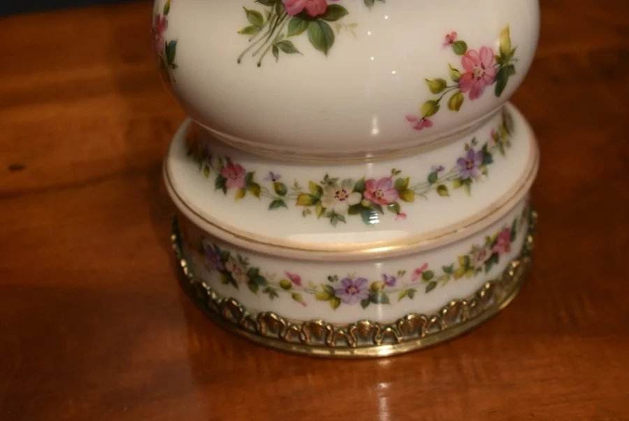 Lampe en porcelaine et bronze