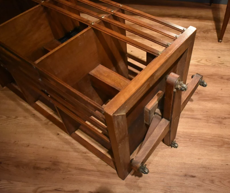 Bibliothèque tournante en noyer