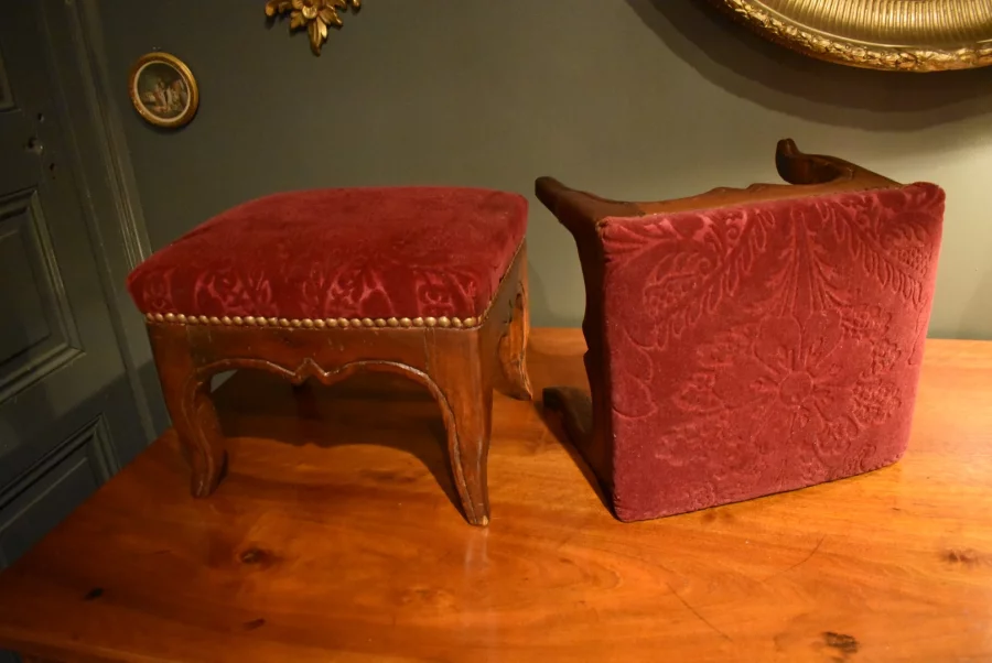 Paire de petits tabourets