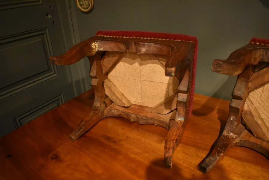 Paire de petits tabourets