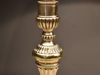 Paire de lampes de style Louis XVI
