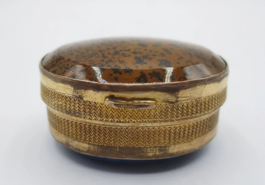 ラピスラズリとジャスパーボックス