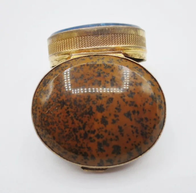 ラピスラズリとジャスパーボックス