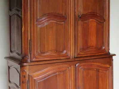 Buffet deux corps Régence, XVIIIe siècle.