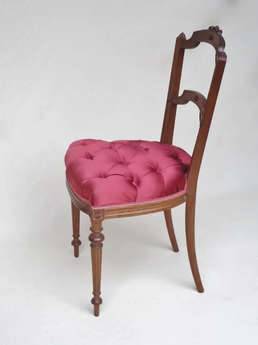 ルイ16世スタイルのアームチェアのペア