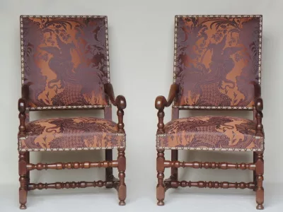 路易十四时期扶手椅一对