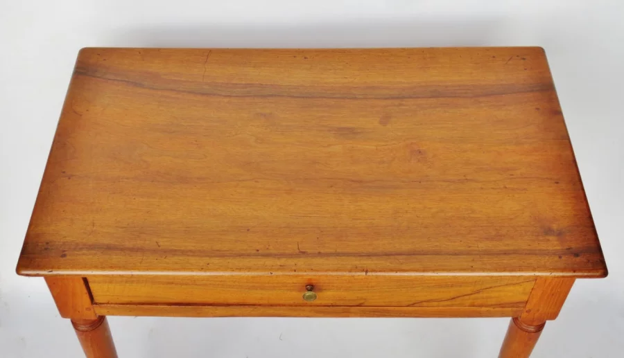 EARLY NINETEENTH CENTURY WRITING TABLE