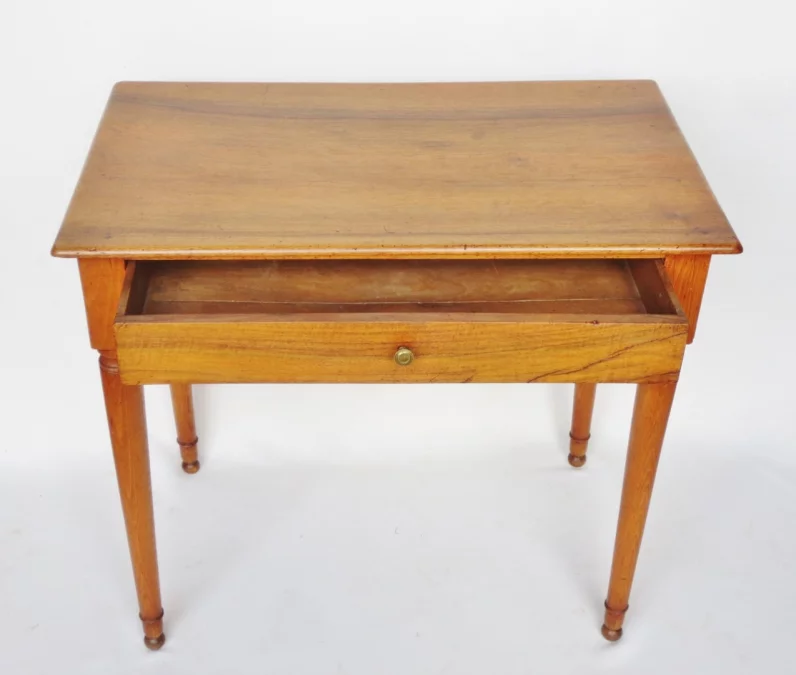 EARLY NINETEENTH CENTURY WRITING TABLE