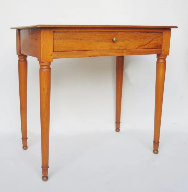 EARLY NINETEENTH CENTURY WRITING TABLE