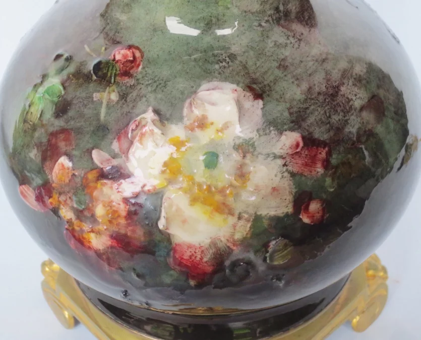 PAIR OF CERAMIC LAMPS