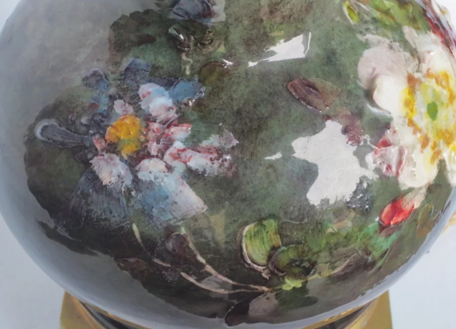 PAIR OF CERAMIC LAMPS