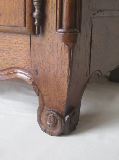 18世紀ロレーヌ様式のサイドボード