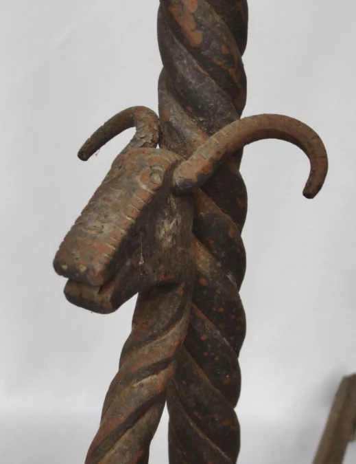 Paire de landiers, XIXe siècle.