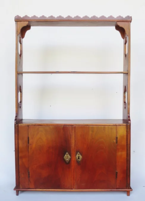 Étagère murale, XVIIIe siècle.