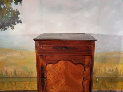 ШКАФ КОНЦА ВОСЕМНАДЦАТОГО ВЕКА