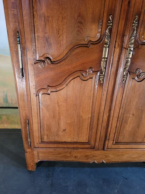 ШКАФ В СТИЛЕ ЛЮДОВИКА XV