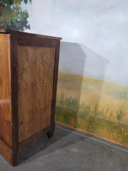 路易·菲利普时期橱柜