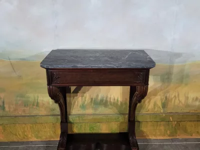 フランス修復時代のコンソールテーブル
