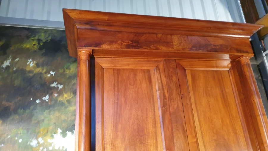 ШКАФ В СТИЛЕ ФРАНЦУЗСКОЙ АМПИРИИ