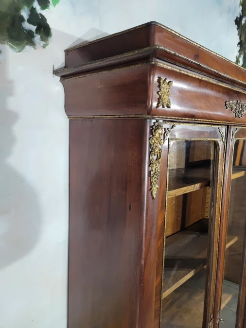 ナポレオン3世時代の本棚