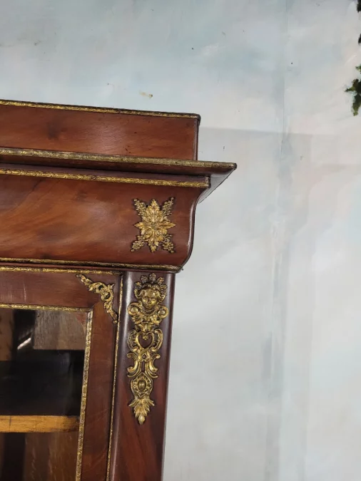 ナポレオン3世時代の本棚