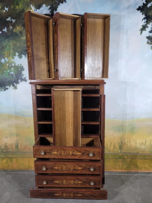 チャールズ10世時代のチェスト