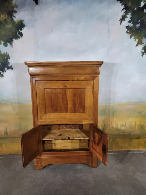 ЛУИ ФИЛИПП ПЕРИОД СЕКРЕТЕР