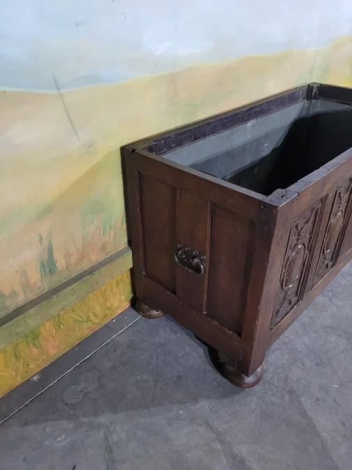 EIGHTEENTH CENTURY JARDINIERE