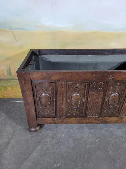 EIGHTEENTH CENTURY JARDINIERE