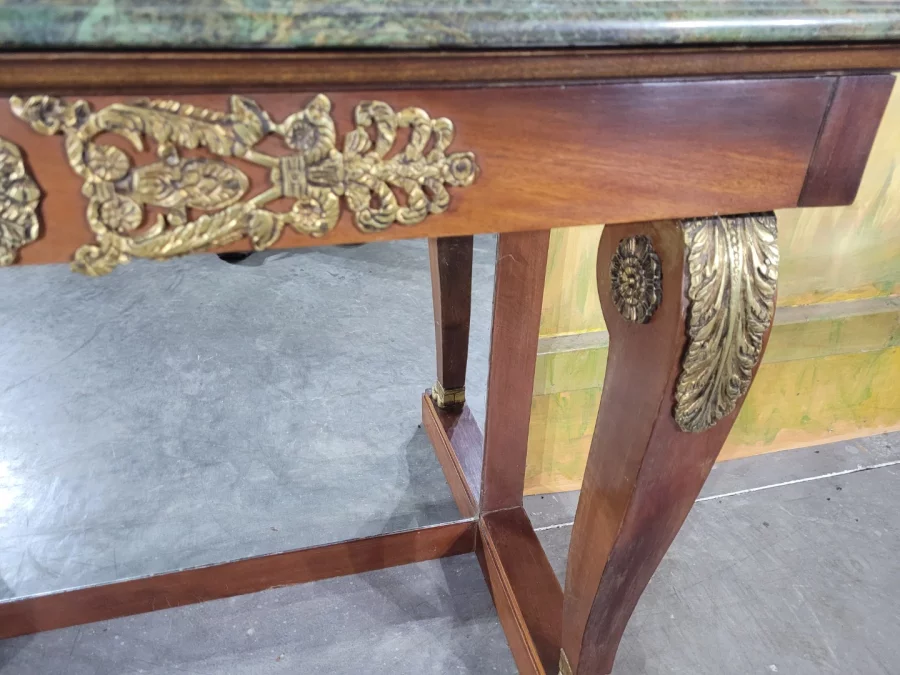 Консольный столик в стиле Наполеона III