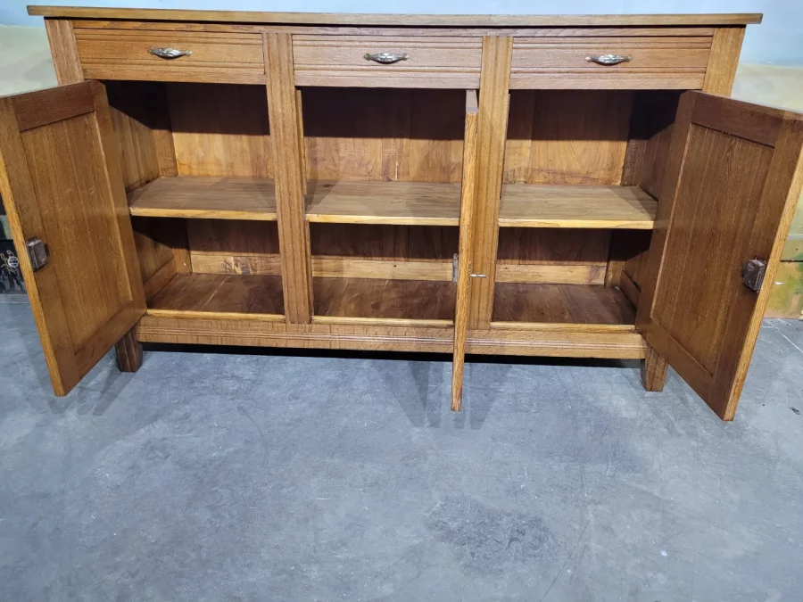 Сервант в стиле ар-деко