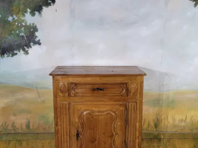 LOUIS XV CONFITURIER CUPBOARD