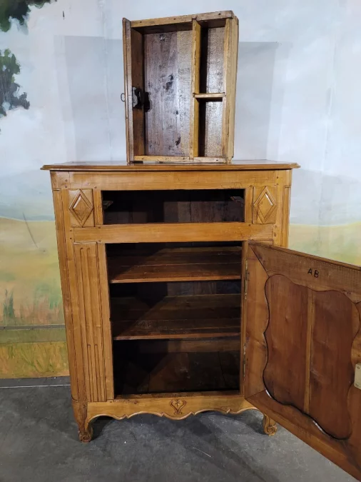 Кондитерский шкаф Людовика XV