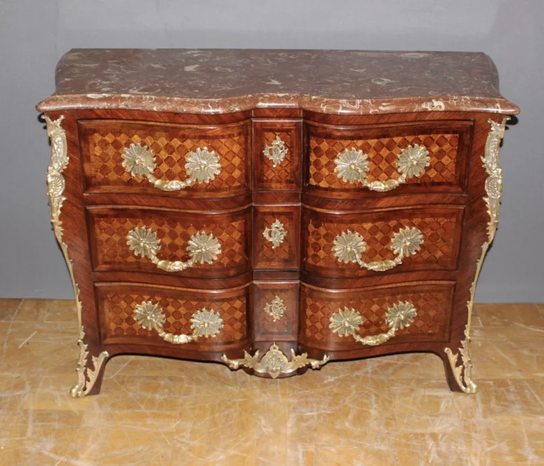 路易十四风格的抽屉