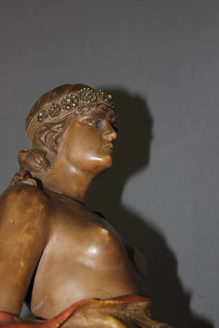 Terre cuite polychrome titrée "Judith " par Goldscheider vers 1900