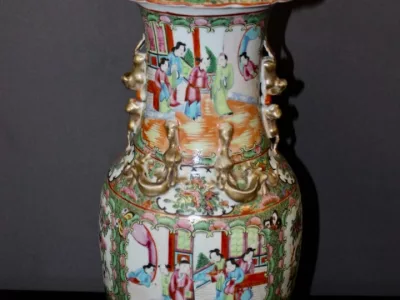 PAREJA DE JARRON CHINOS DEL SIGLO XIX