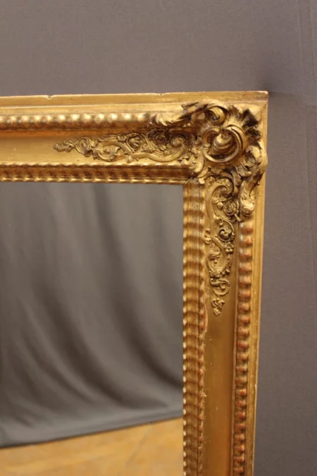 Miroir doré d'époque Restauration XIX