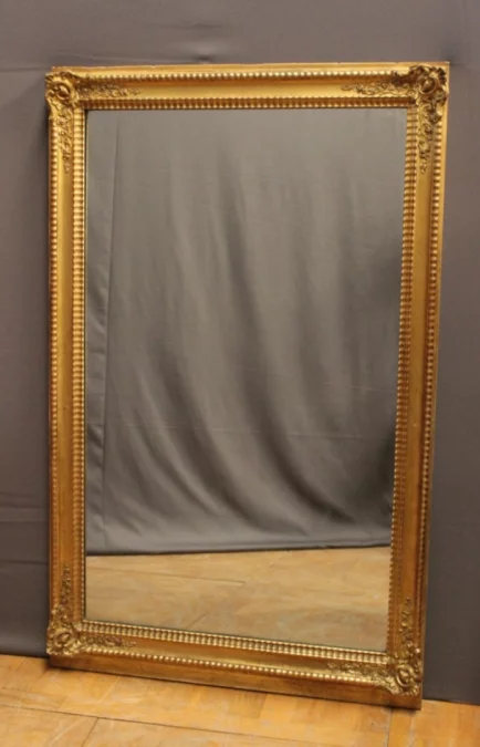 Miroir doré d'époque Restauration XIX