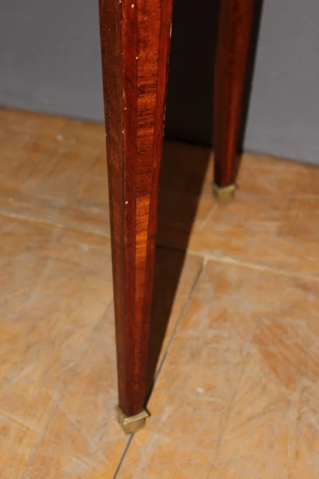 БУЛЬОТНЫЙ СТОЛ В СТИЛЕ ЛЮДОВИКА XVI