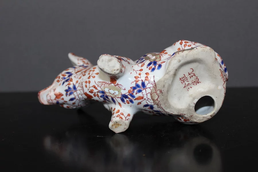 Cochon En Porcelaine Imari , Japon , Fin XIX