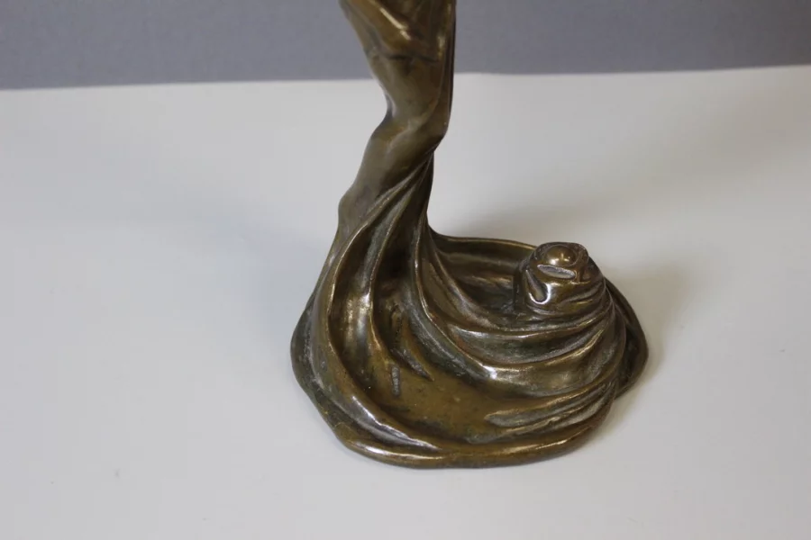 Bronze Femme Dansant Art Nouveau Par Heurtebise