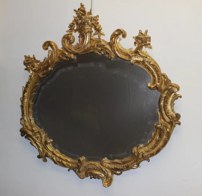 Important Miroir Louis XV En Stuc Doré XIX